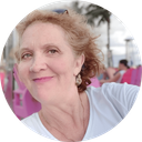 Cathie Headshot